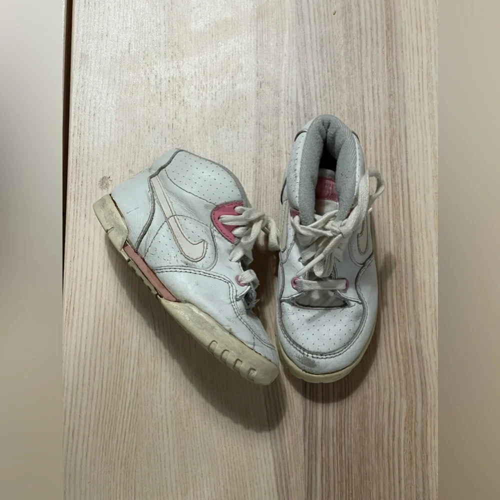 Vintage Nike High‎ Top Baby Toddler Display Shoes Size 8